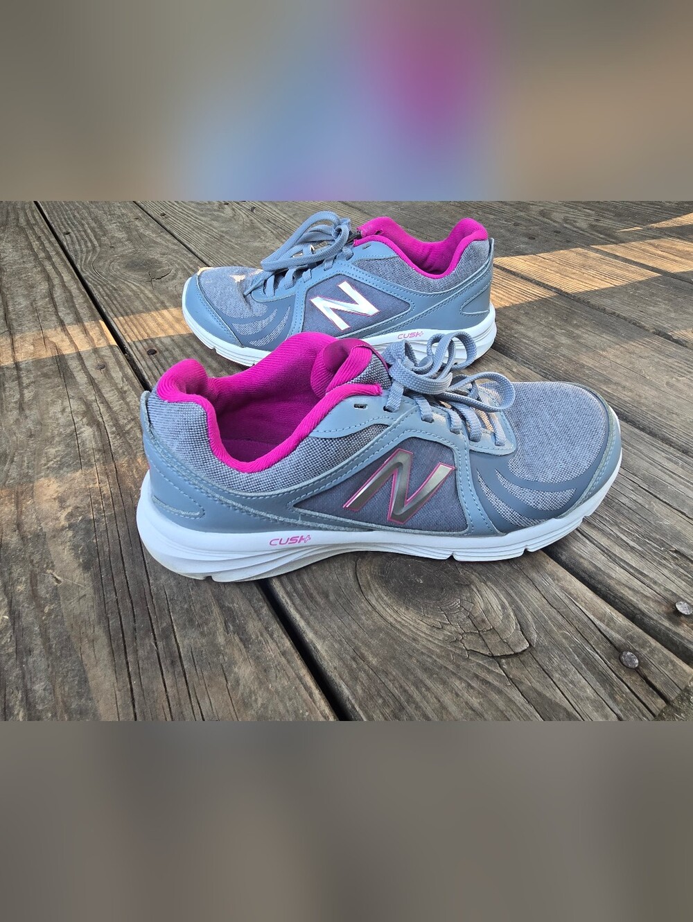 8.5 Womens New Balance Comfortride Cush + Gray And Purple Shoes